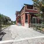 Apartamento The Roof Family Alepou